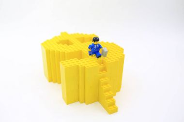 Hong Kong; Ekim 1: lego minifigure tarihinde 1 Ekim 2017 hong Kong şehir lego seti ile. Legos popüler bir çizgi vardır ama Danimarka Lego Group tarafından üretilen plastik inşaat oyuncaklar