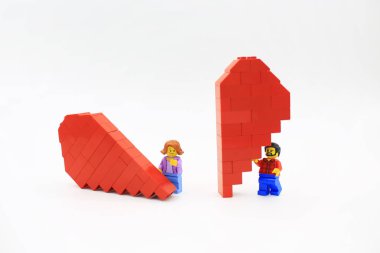 Hong Kong; Ekim 1: lego minifigure tarihinde 1 Ekim 2017 hong Kong şehir lego seti ile. Legos popüler bir çizgi vardır ama Danimarka Lego Group tarafından üretilen plastik inşaat oyuncaklar
