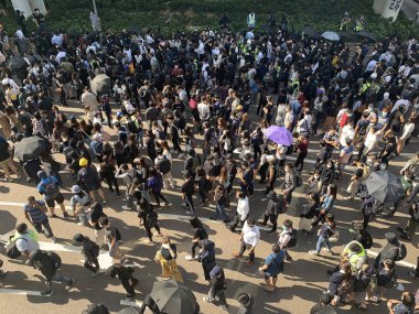 Merkez / Hong Kong - 13 Kasım 2019: Protestocu merkezde 