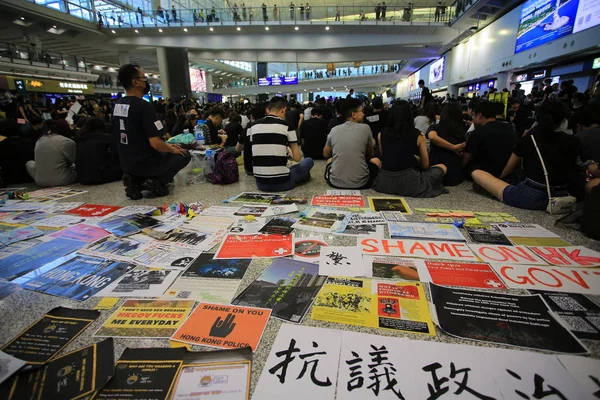 Hong Kong Août 2019 Des Millions Manifestants Assoient Aéroport International — Photo