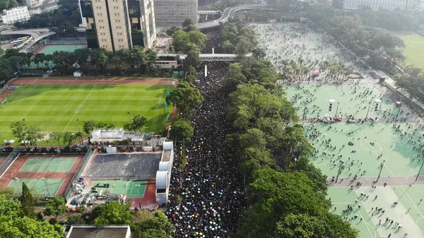 Millones Manifestantes Destacan Para Oponerse Controvertido Proyecto Ley Extradición Que — Foto de Stock