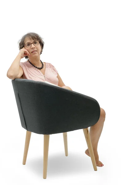 Portret relaks w fotelu Starsza kobieta — Zdjęcie stockowe