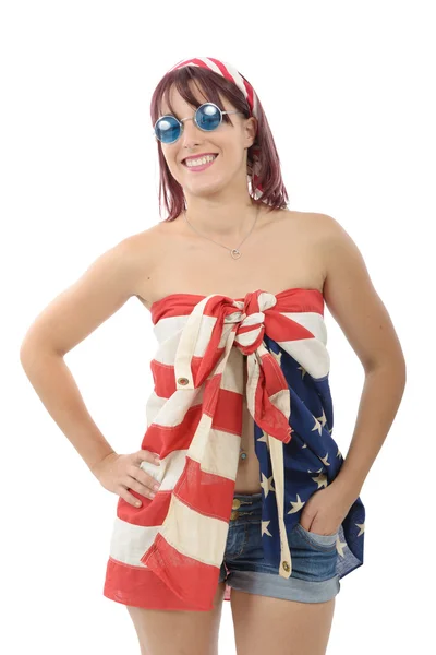 Mooie jonge vrouw gekleed met Amerikaanse vlag — Stockfoto