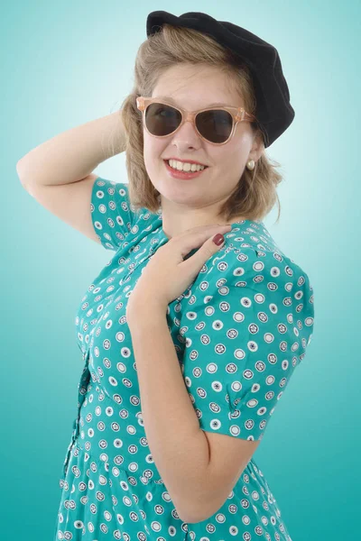 Mooie vrouw met kleren 1940 stijl — Stockfoto