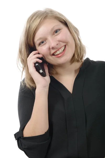 Jeune femme parlant à quelqu'un sur son téléphone — Photo