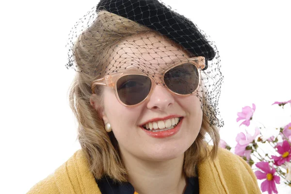 Portret van een mooie vrouw met vintage kleding — Stockfoto