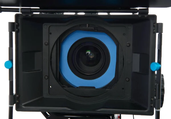 Професійна відеокамера на білому тлі — стокове фото