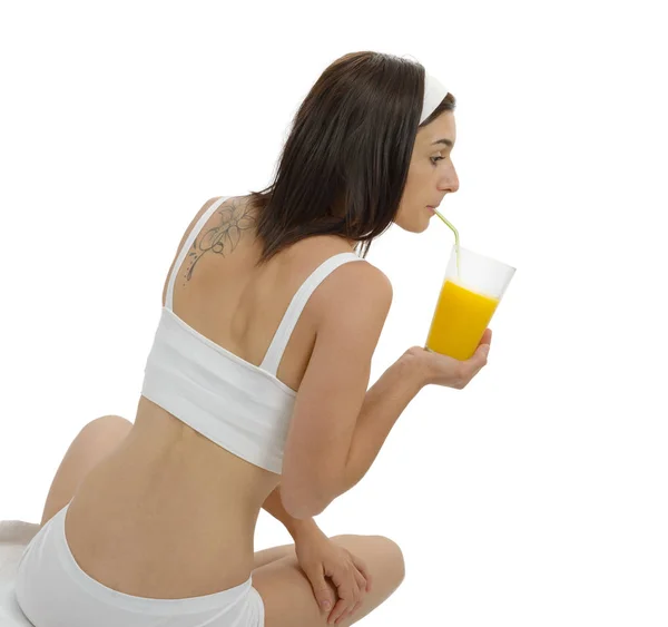 Mulher bonita com suco de laranja — Fotografia de Stock