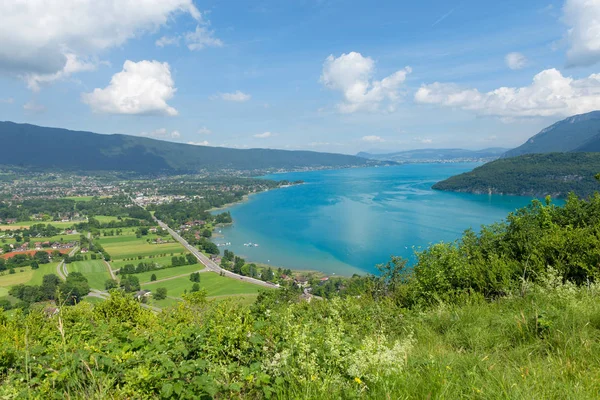 Görünümü Annecy Gölü — Stok fotoğraf