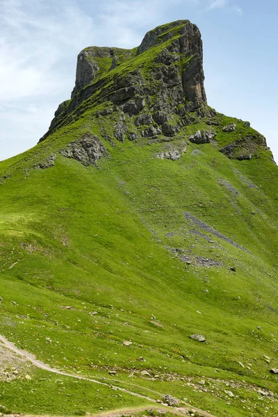 Fransızca Pyrenees dağ manzarası
