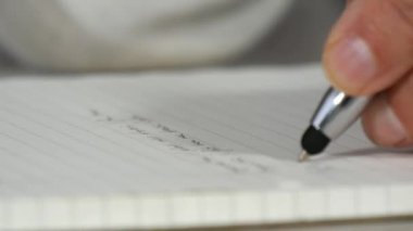 Not alma adam kontrolden yakın çekim