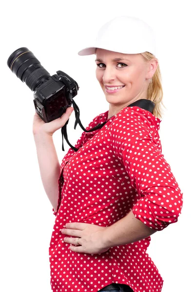Jolie femme blonde photographe avec appareil photo, sur blanc — Photo