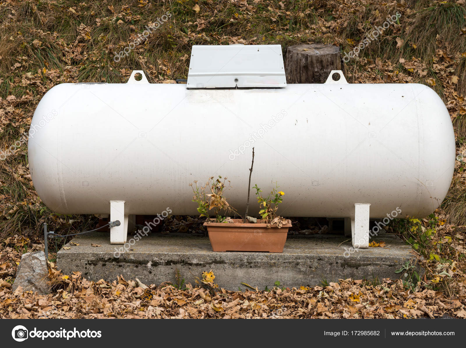 Download Á Lpg Tanks Stock Pictures Royalty Free Lpg Tanks Photos Download On Depositphotos PSD Mockup Templates