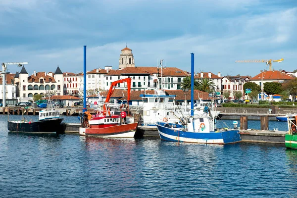 Fishing harbor of St Jean de Luz in the Basque Country, France — Stock Photo, Image