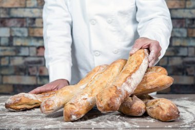 Baker ile geleneksel ekmek Fransız baget