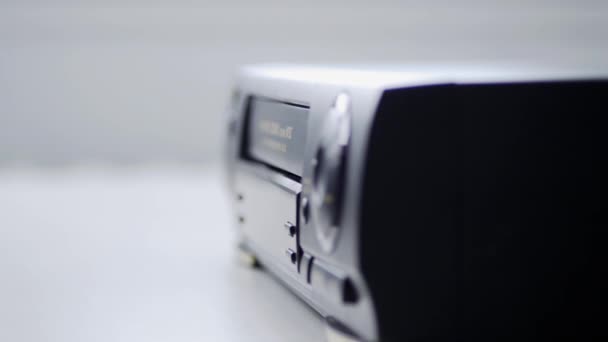 磁带录像机装入录像机 — 图库视频影像