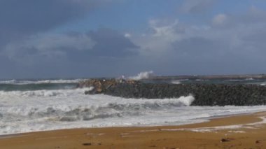 Okyanus fırtına hava Biarritz, Fransa büyük dalgalar ile