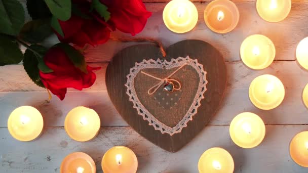 Concepto Romántico Corazón Rosas Velas Pequeñas — Vídeo de stock