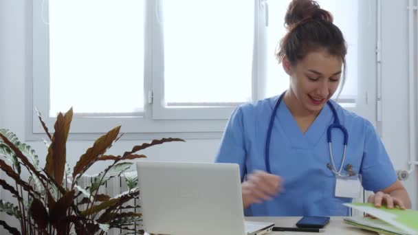 Portrait Young Female Doctor — Stock Video