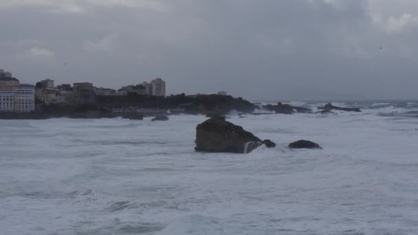 Oceaan Storm Weer Met Enorme Golven Biarritz Frankrijk — Stockvideo