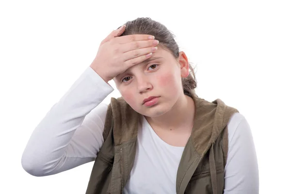 Giovane adolescente ha un mal di testa su sfondo bianco — Foto Stock