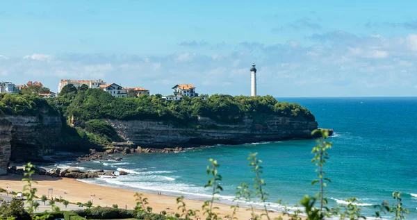 Biarritz Lighthouse on the cliff, Pays Basque, France — 图库照片