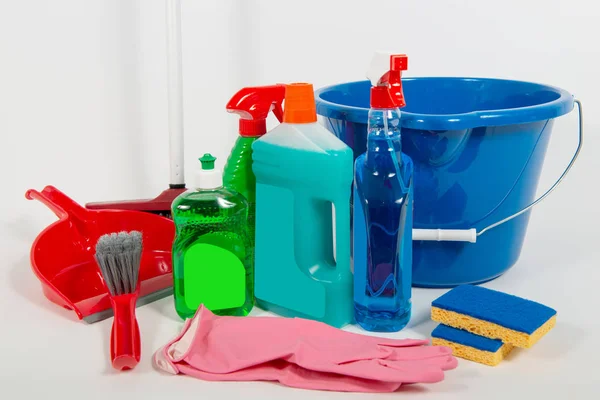 Limpiadores, limpieza, suministros, concepto de limpieza . —  Fotos de Stock