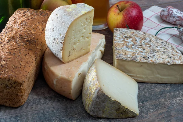 Cheeses and Tomme de Savoie, French cheese Savoy, french Alps Fr — Stock Photo, Image