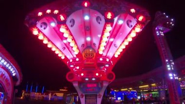 fairground attractions in the night