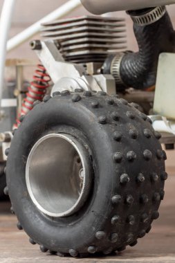 off road RC araba tekerleğinin ayrıntıları