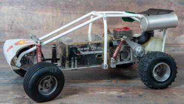 Elle yapılmış bir RC hata modeli