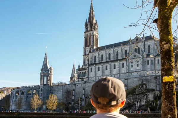 Una Vista Catedral Santuario Lourdes Francia — Foto de Stock