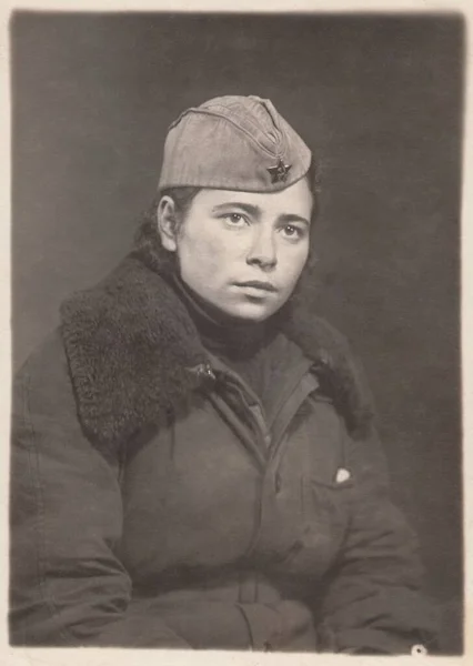 Portret Dziewczynki Żołnierza Armii Czerwonej 1940 — Zdjęcie stockowe