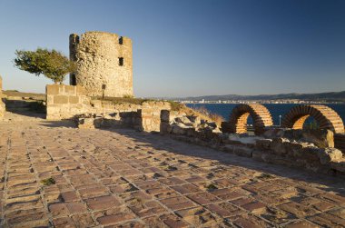 Antik Bazilikası kalıntıları