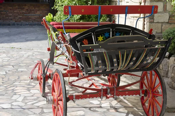 Jeden Stary Wagon Wykonane Piękny Czerwony Wózek — Zdjęcie stockowe