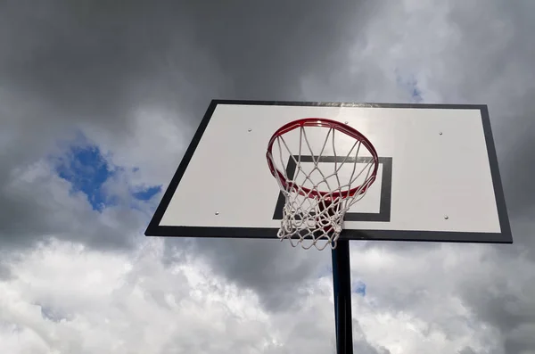 Basketplan Efter Regn — Stockfoto