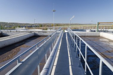 Modern Atıksu arıtma tesisi. Havalandırma ve biyolog tankları