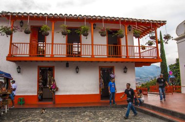 Nutibara Tepesinde Pueblito Paisa