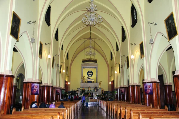 Basiliek van de heer van Monserrate. — Stockfoto