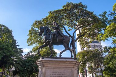 simon bolivar heykeli