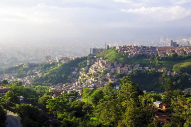 Medellin Kolombiya üzerinden güneş ayarı 