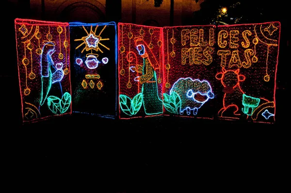 Bazı Noel dekorasyonu, Park, Simon Bolivar (Parque de Simon Bolivar) Medellin, Kolombiya