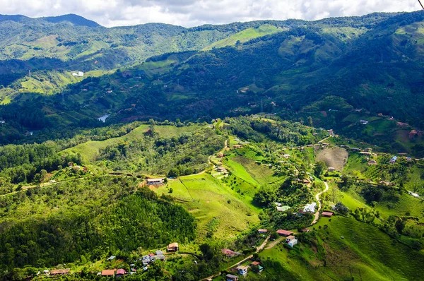 Vista panorâmica do Rock of Guatape em Medellín, Colômbia — Fotografia de Stock