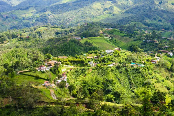 Rock Guatape Medellin, Kolombiya üzerinden panoramik görünüm 