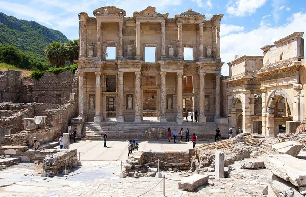 De bibliotheek van Celsus, Ephesus — Stockfoto