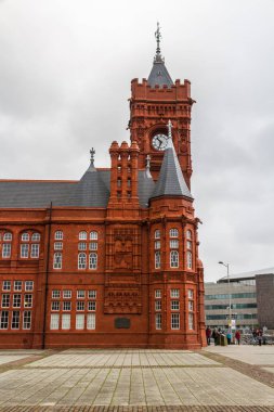 Pierhead Binası, Cardiff editoryal