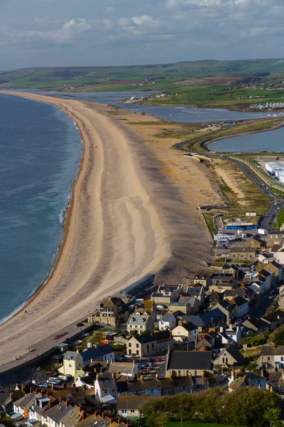 Praia de Chesil, vista de Portland Bill . — Fotografia de Stock