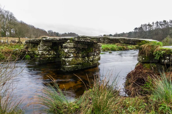 Antika kläpp bridge — Stockfoto