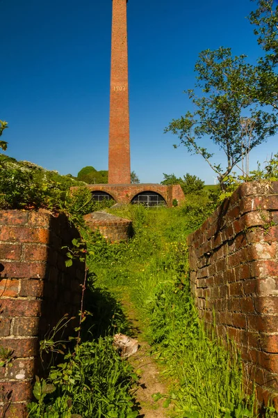 Cemaes Brickworks abandonados, Anglesey — Fotografia de Stock