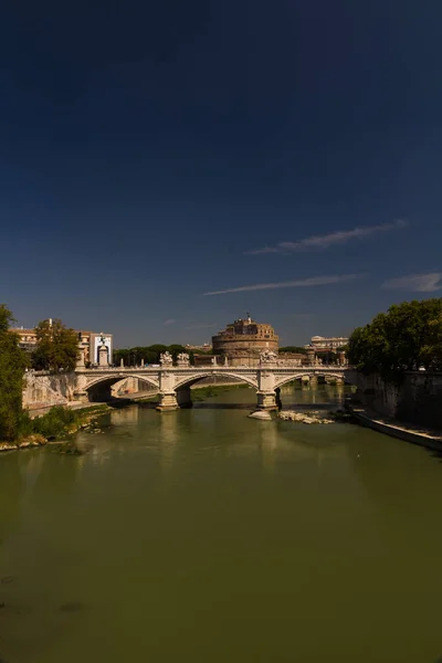 Ponte Vittorio Emanuele II ponte sobre o rio Tibre, Castel Sant — Fotografia de Stock